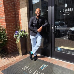 🔑Meet Morgan, our new Client Services Manager! 
Fun Facts about Morgan:
•loves to sing🎤
•has his own clothing line 👔
•favorite snack lemon heads 🍋
Come down to office and say Hello! 👋🏼
#meettheteam #plazamidwoodclt #luxuryliving Instagram post from @midwoodstation on April 12, 2024 10:11:09am